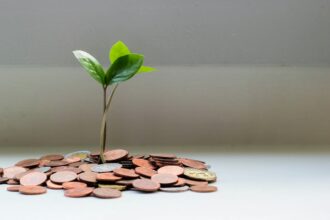 Beyond the Hype: Strategies for Sustainable Business Growth Without Overextension