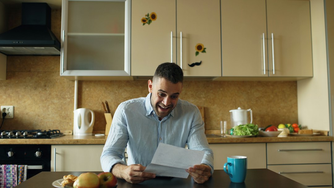 How to Keep Your Life Insurance Policy Active When You Stop Paying Premiums